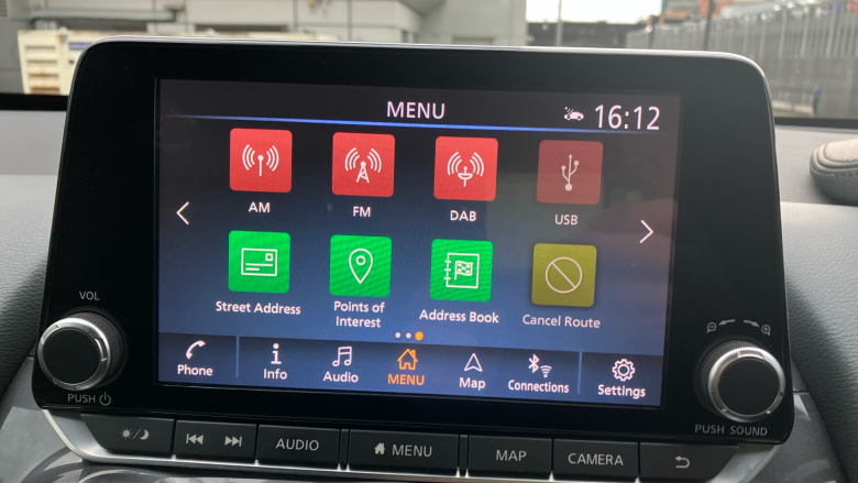 Nissan Juke 1.0 DiG-T Tekna 5dr Petrol Hatchback